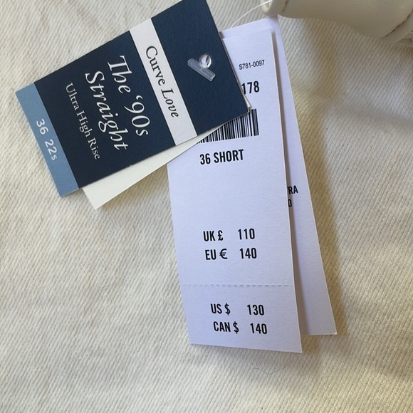 NWT Abercrombie and Fitch 90's straight high waisted plus size jeans - Picture 8 of 10